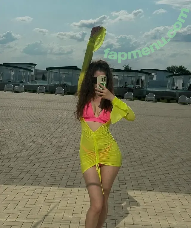 alice_mo nude photo #0018 (luckyalice444)