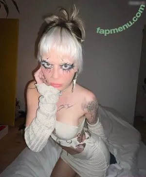  nude photo #0002