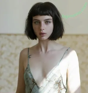 Alice Pagani / alicepagani666 / opheliamillaiss nude photo #0008