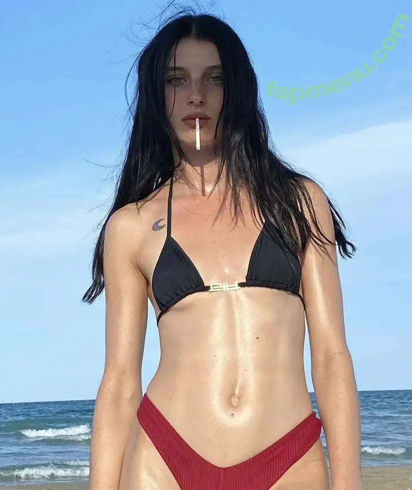 Alice Pagani nude photo #0003 (alicepagani666 / opheliamillaiss)