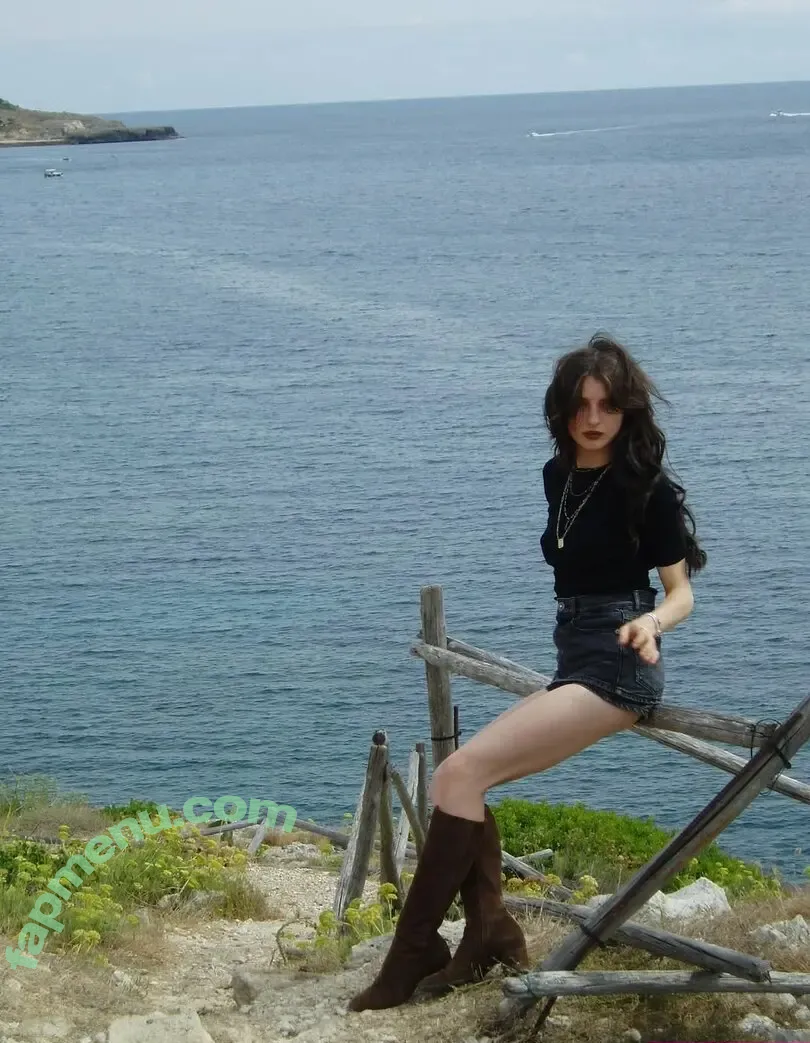 Alice Pagani nude photo #0369 (alicepagani666 / opheliamillaiss)