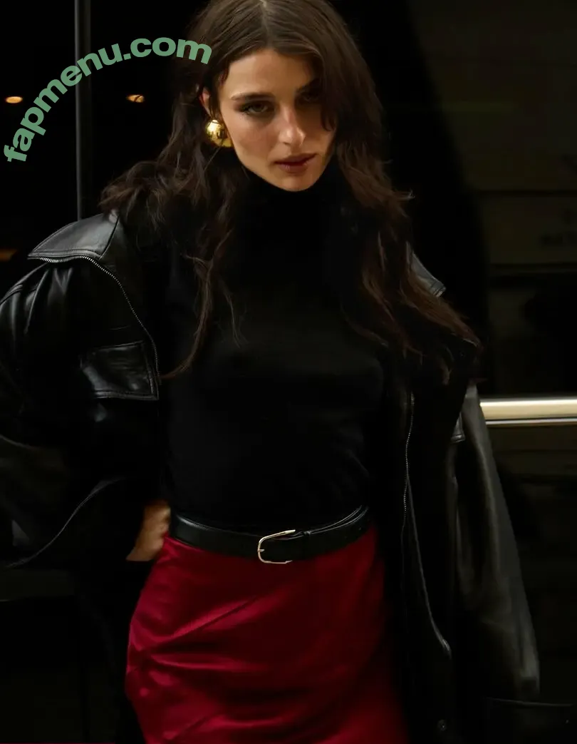 Alice Pagani nude photo #0395 (alicepagani666 / opheliamillaiss)