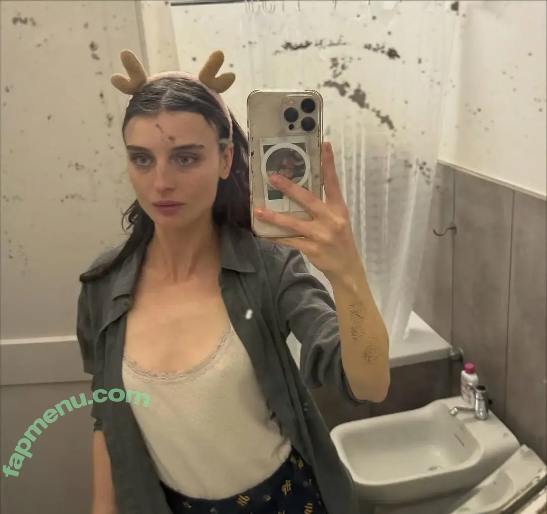 Alice Pagani nude photo #0408 (alicepagani666 / opheliamillaiss)