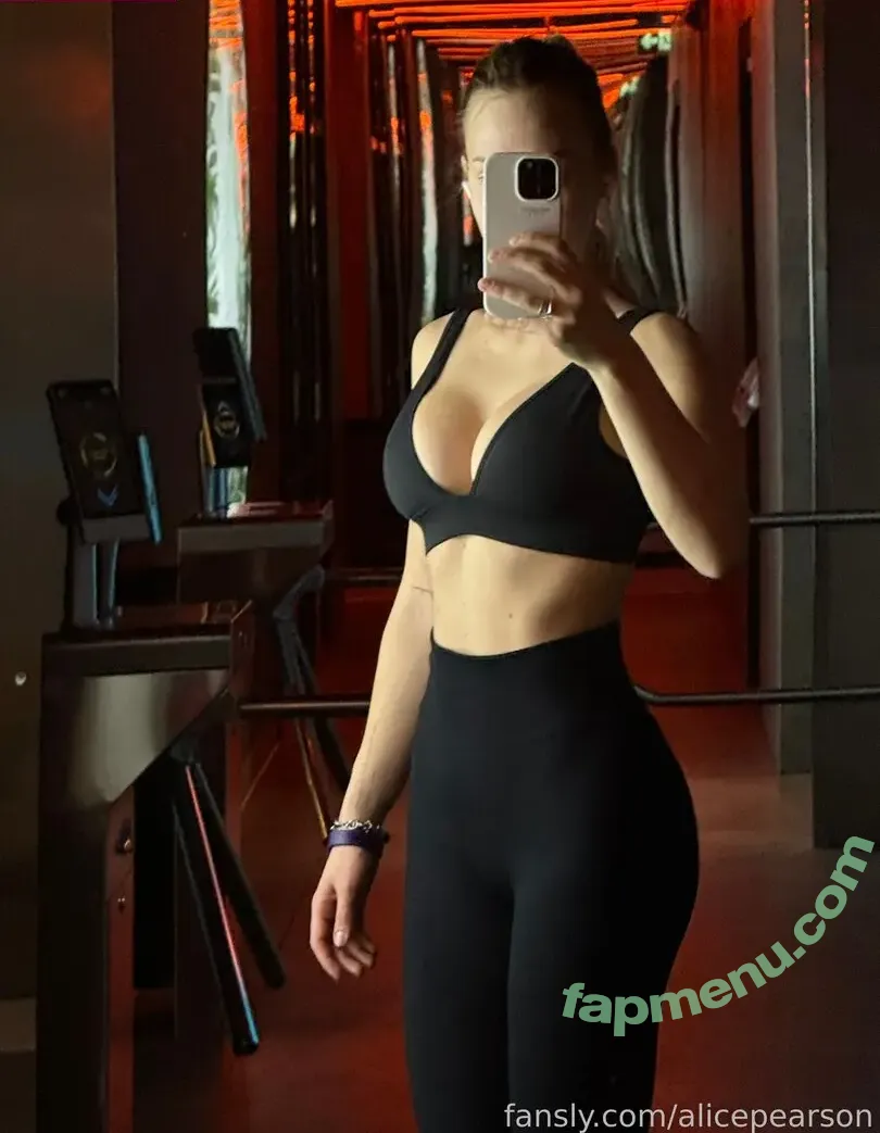 Alice Pearson nude photo #0111 (alicepearson itsamyalice / itsamyalice)