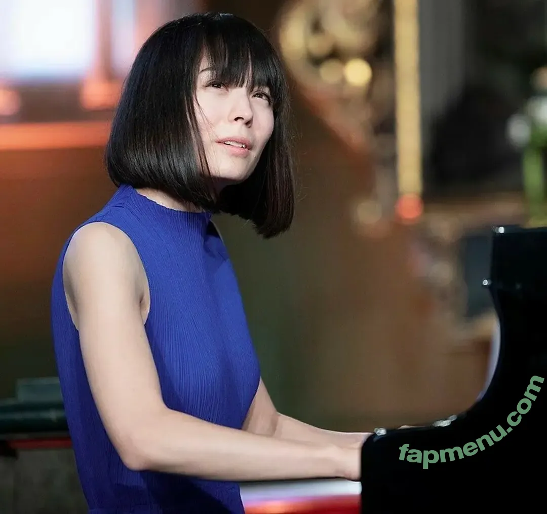 Alice Sara Ott nude photo #0008 (alicesaraott_official)