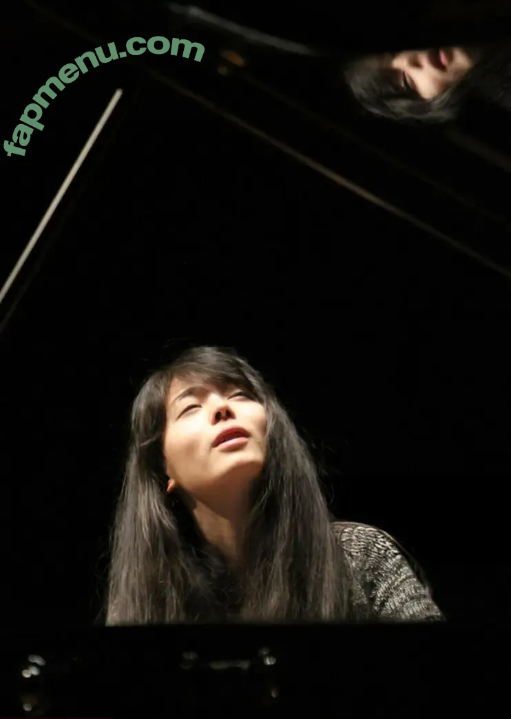 Alice Sara Ott nude photo #0020 (alicesaraott_official)