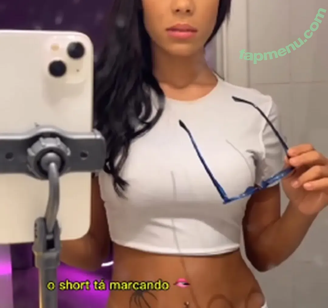 Alice Vasconcelos nude photo #0002 (alicee_vasconcelos)