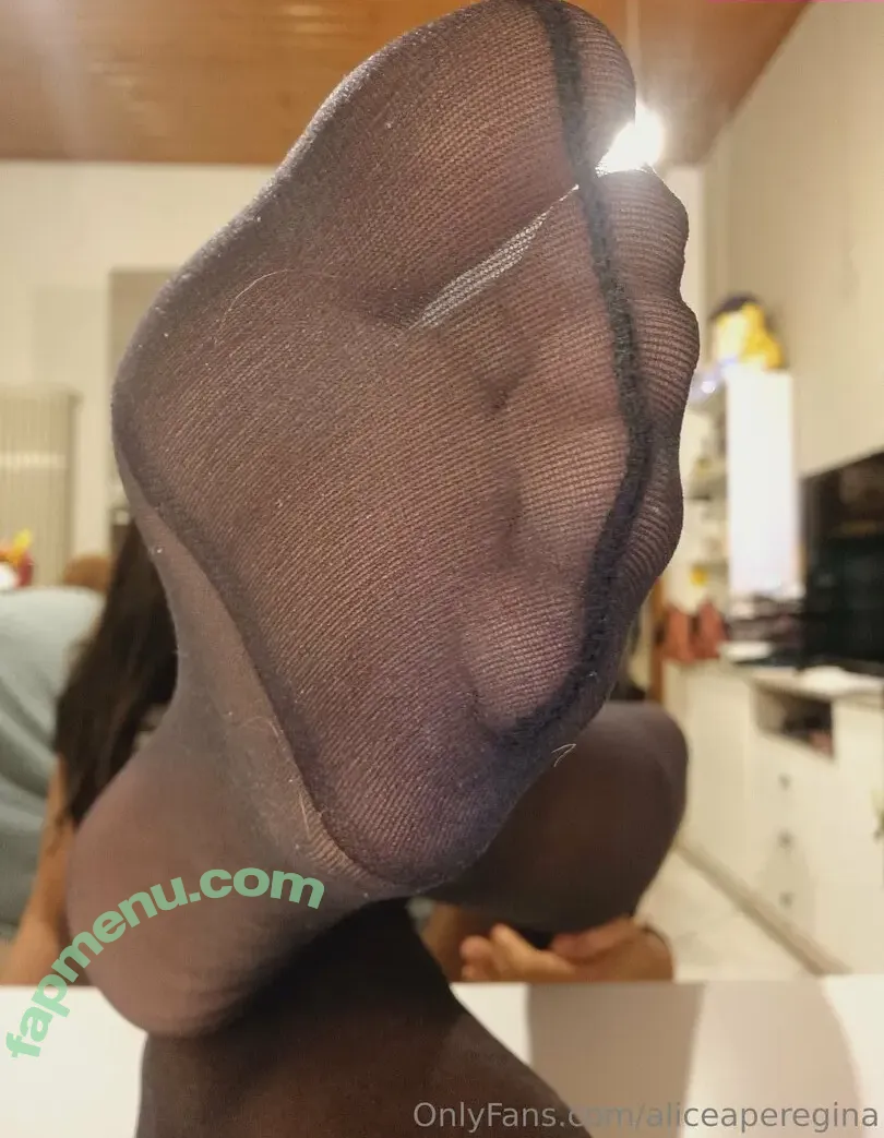 aliceaperegina nude photo #0030 (aliceaperegina)