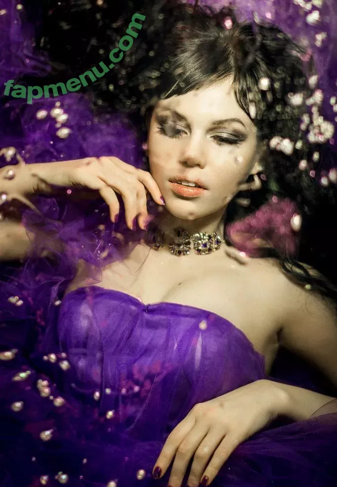 Alicecosplay nude photo #0060 (Alice_with_cats)