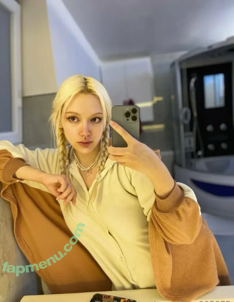 alicee777709 nude photo #0002 (aaaliceee777)