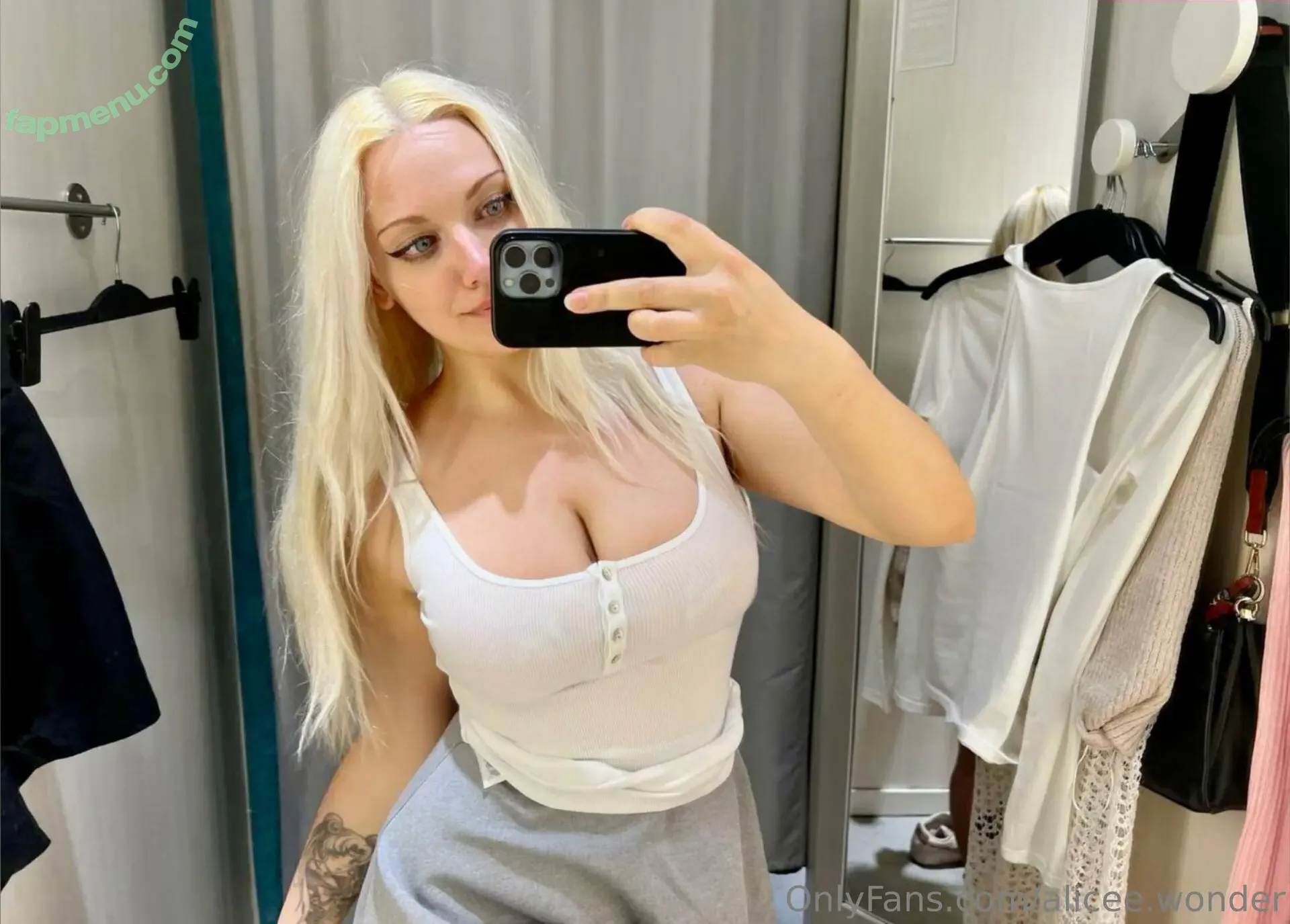 alicee777709 nude photo #0042 (aaaliceee777)