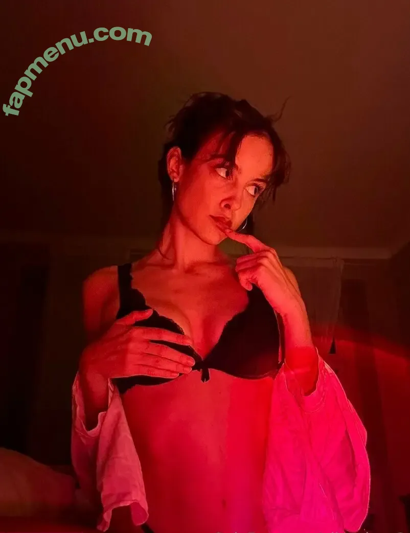 aliceeluvv3 nude photo #0015 (luckyluckyalice)