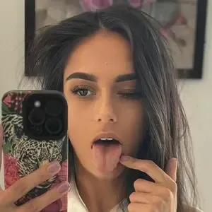aliceerae / theallierae nude photo #0004