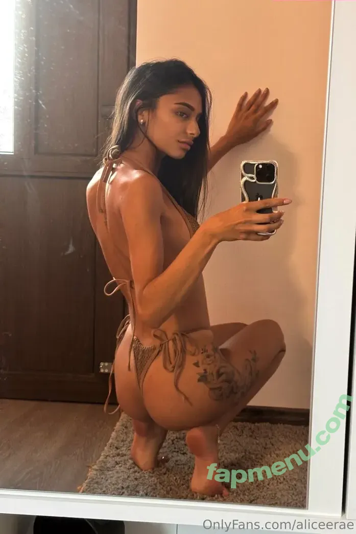 aliceerae nude photo #0063 (theallierae)