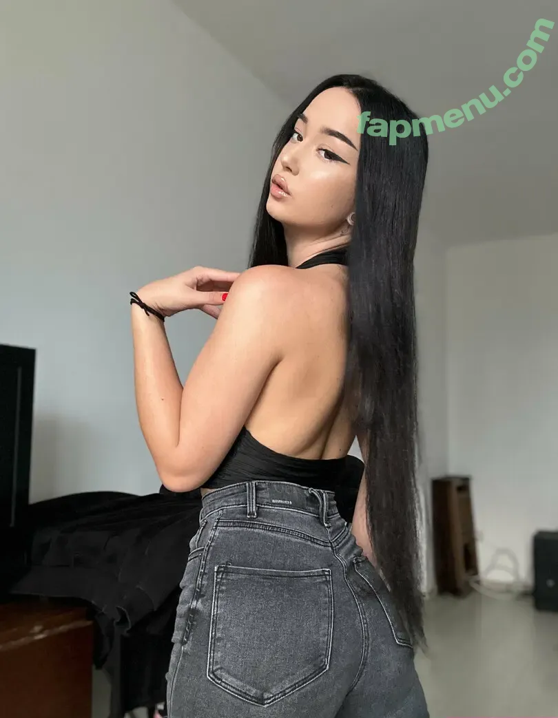 aliceferraro nude photo #0021 (_ali_ferraro)