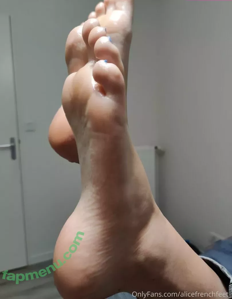 alicefrenchfeet nude photo #0060 (alice.frenchfeet)