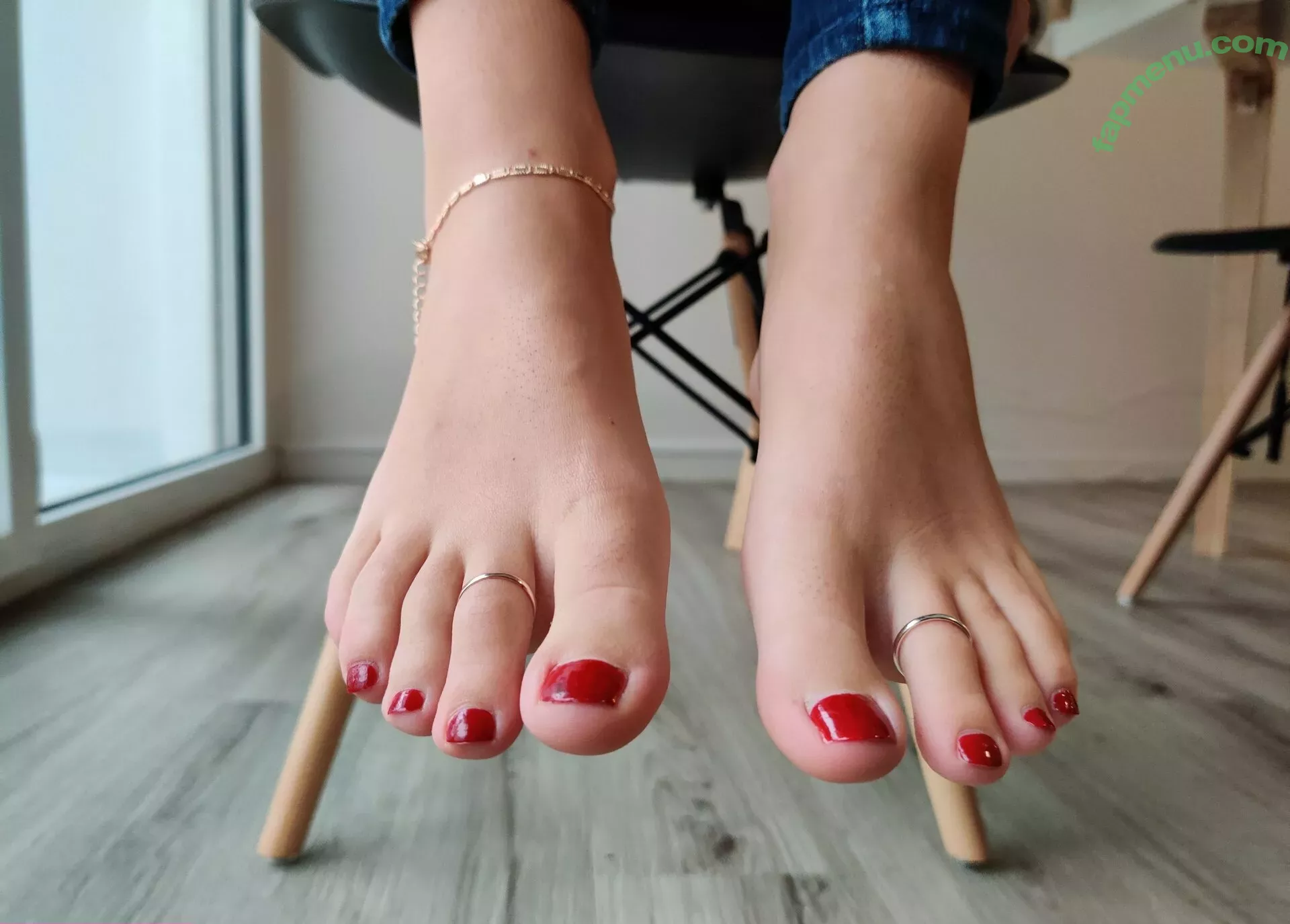 alicefrenchfeet nude photo #0130 (alice.frenchfeet)