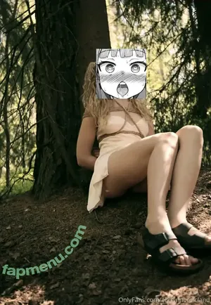  nude photo #0003