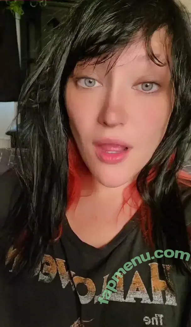 Alicekumberland nude photo #0001 (Alicekumberland)