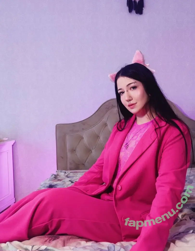 alicelunee nude photo #0102 (alicelune)