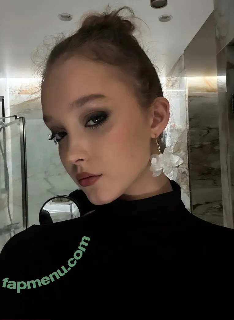 AliceMelison nude photo #0030 (callme_alison)