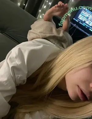 alicepreuoston, desert_roses113 leaks