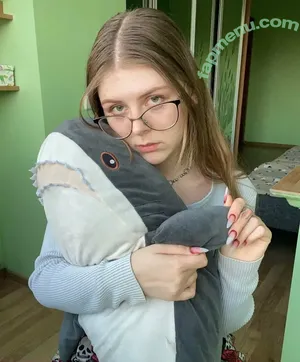 aliceschulz / kleinealicee / schulz.aliceee nude photo #0018