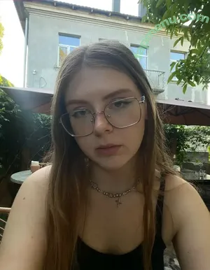 aliceschulz / kleinealicee / schulz.aliceee nude photo #0083