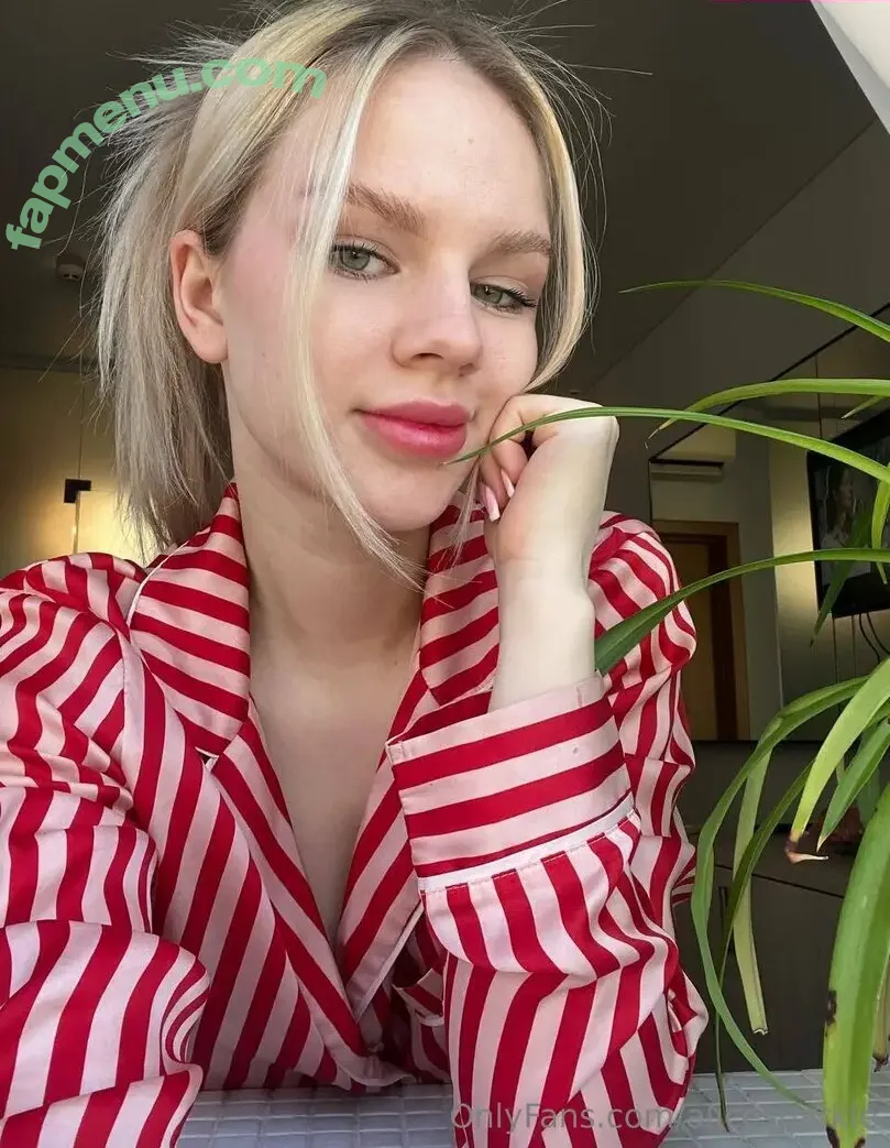 alicesparkle nude photo #0027 (alicesparkle)