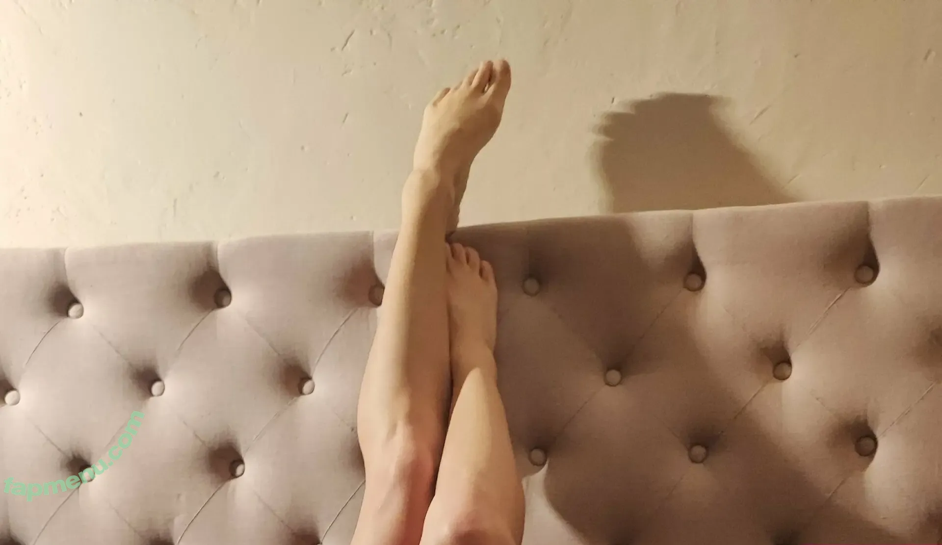 alicewlt nude photo #0001 (alice.wlt)