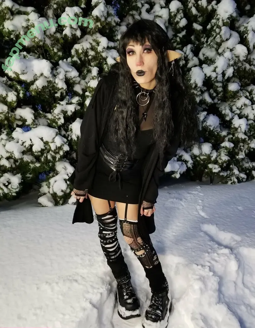 alicexatrocity nude photo #0019 (alicexatrocity)