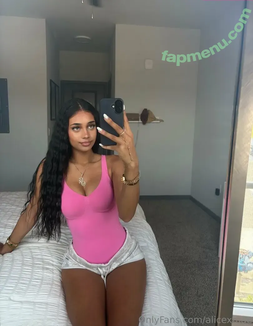 alicexmae nude photo #0030 (alicexmae)