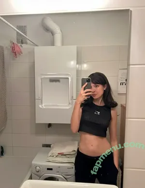 Aliceyourbarista / aliceeluvv3 nude photo #0073