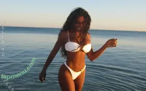 Alicia Awa / Aliciaawa nude photo #0222