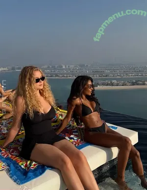 Alicia Awa / Aliciaawa nude photo #0229