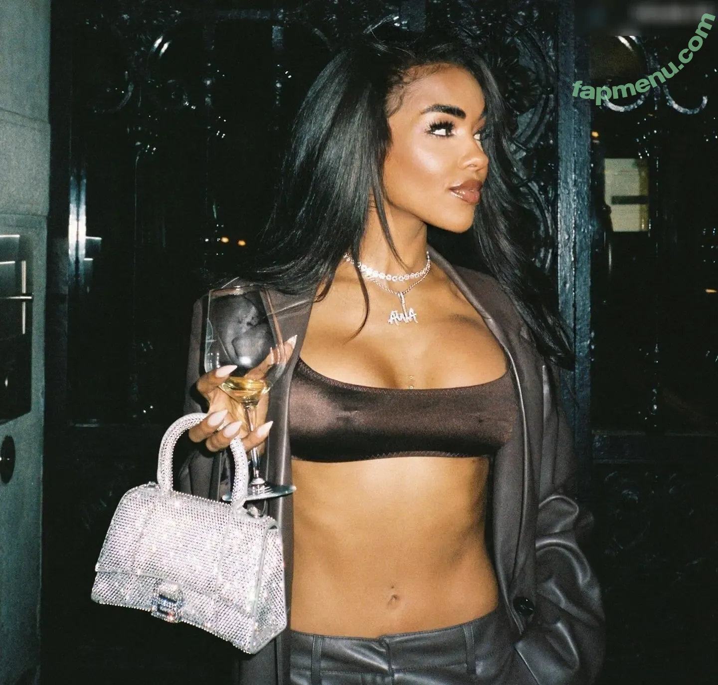 Alicia Awa nude photo #0010 (Aliciaawa)