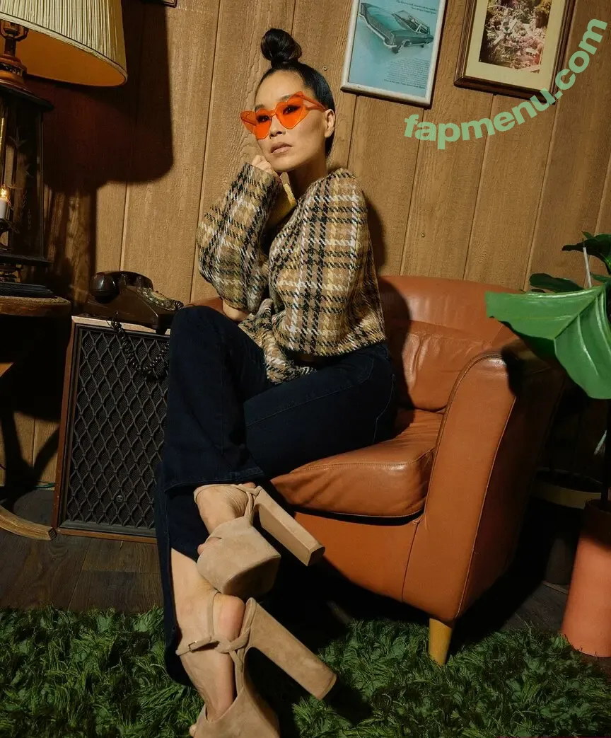 Alicia Hannah Kim nude photo #0057 (thealiciahannah)