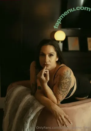 nude photo #0006