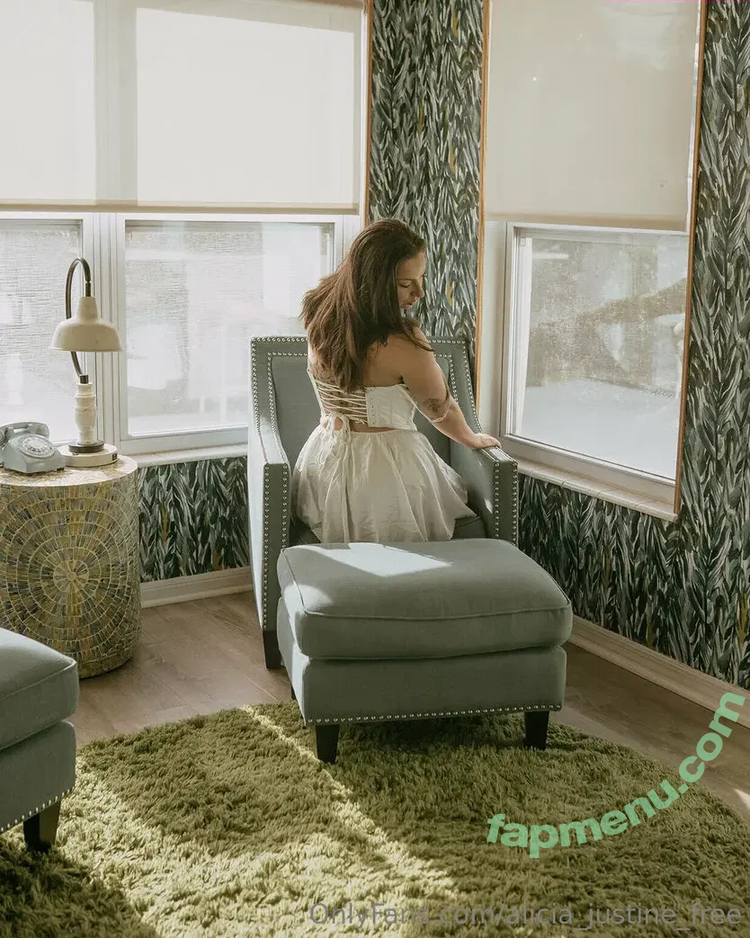 alicia_justine_free nude photo #0052 (alicia_justine_free)