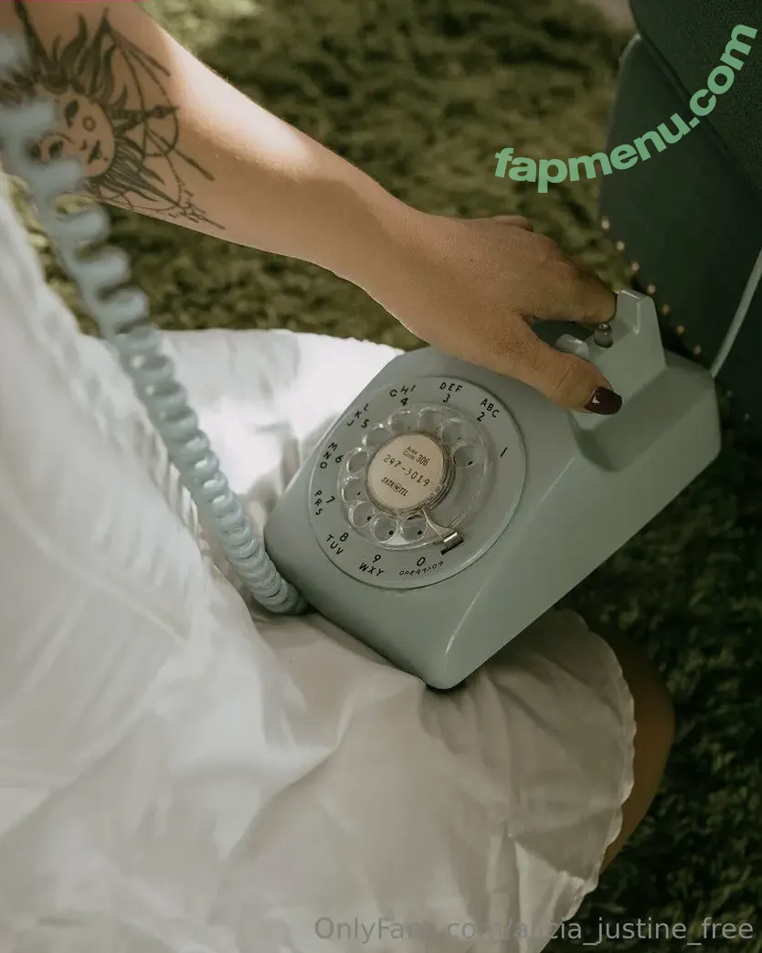 alicia_justine_free nude photo #0060 (alicia_justine_free)