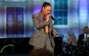 Alicia Keys / aliciakeys / ayxxxclusive nude photo #0349