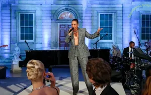 Alicia Keys / aliciakeys / ayxxxclusive nude photo #0355
