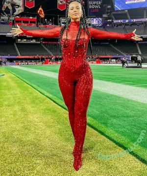 Alicia Keys / aliciakeys / ayxxxclusive nude photo #0374