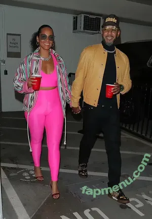 Alicia Keys / aliciakeys / ayxxxclusive nude photo #0400