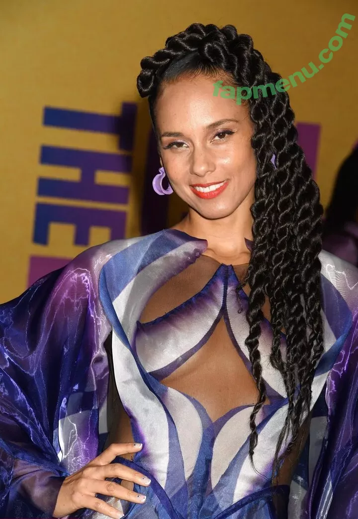 Alicia Keys nude photo #0121 (aliciakeys / ayxxxclusive)