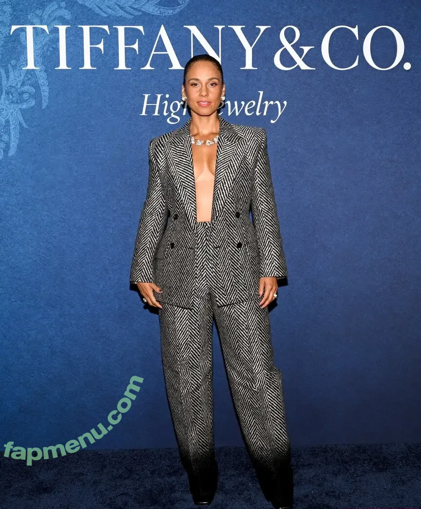 Alicia Keys nude photo #0323 (aliciakeys / ayxxxclusive)