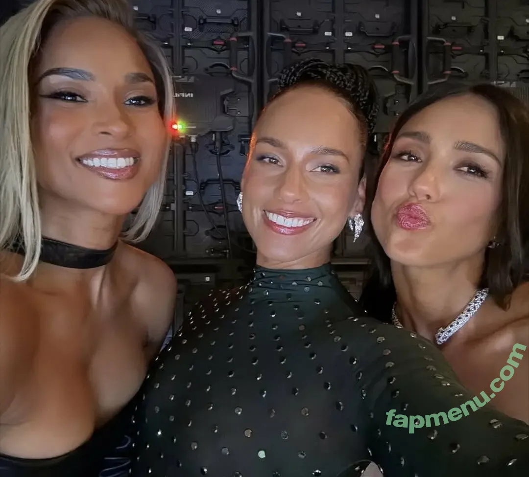 Alicia Keys nude photo #0371 (aliciakeys / ayxxxclusive)