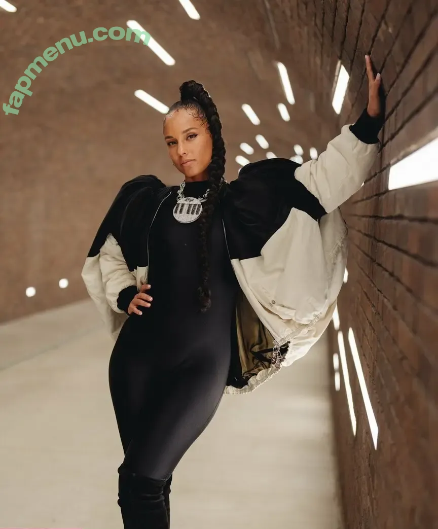 Alicia Keys nude photo #0378 (aliciakeys / ayxxxclusive)