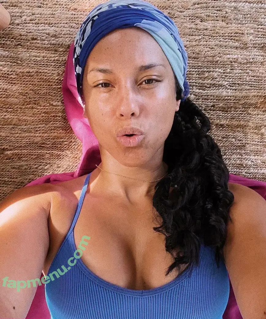 Alicia Keys nude photo #0396 (aliciakeys / ayxxxclusive)