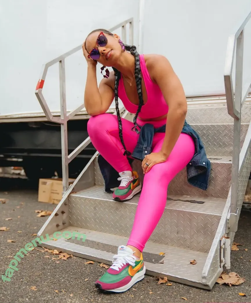 Alicia Keys nude photo #0404 (aliciakeys / ayxxxclusive)